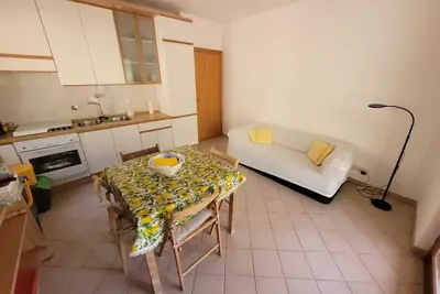 Image de Adele 3 - Apartment in quiet tri-family villa among holm oaks and pine trees