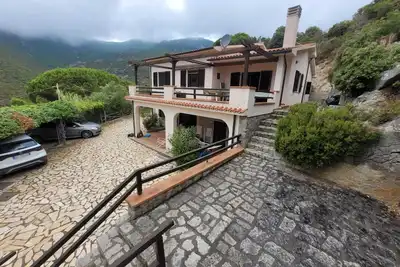 Image de Adele 2 - Apartment in quiet tri-family villa among holm oaks and pines