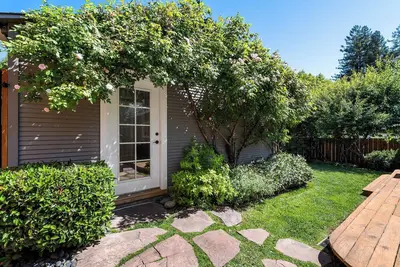 Image de Cute Cottage in Oakland Hills with Twin Beds