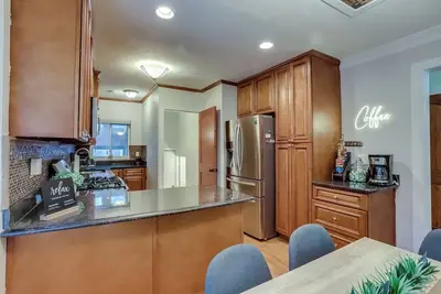 Image de Prime Home - Close to Mall, Gym, Parks w/ Grill