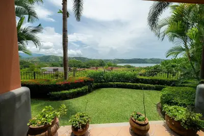 Image de Luxury Condo w/Ocean Views & Resort Amenities in Paradise