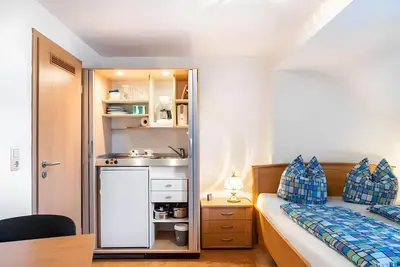 Image de Studio 'Haus Edith Zimmer' avec vue sur la montagne, jardin partagé et Wi-Fi