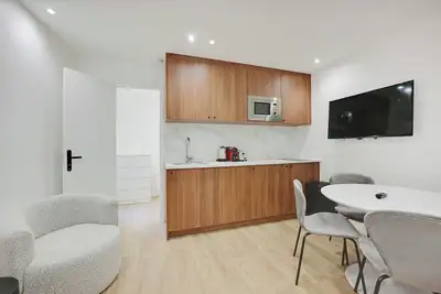 Image de Appartement moderne avec terrasse