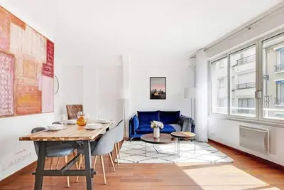 Image de Appartement chaleureux - 3br/6p - Proche Congrès