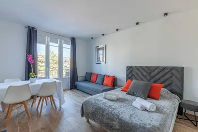 Image de Studio 4 couchages avec terrasse, 500m Place Morny