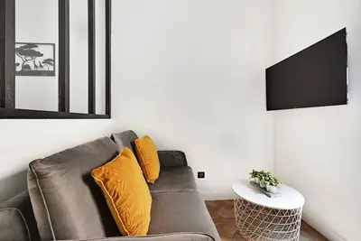 Image de Appartement Cosy - Tour Eiffel / Champs de Mars 19b