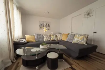 Image de Quiet Cozy Family Home. 5 mins to shopping district & Cinema.