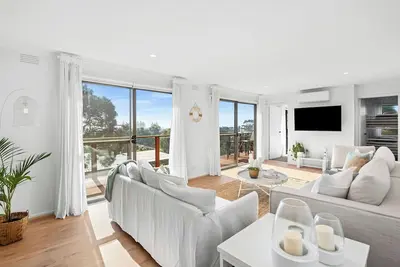 Image de Coastal Vintage Vista on Napier