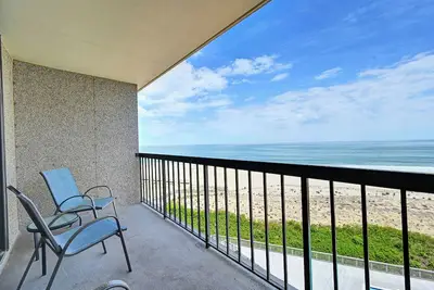 Image de Amazing Views in this 3 Bd Sea Colony Condo at Farragut House! Wifi available, Resort Indoor and outdoor pool, Private Beach, Fitness Center, Tennis, and more!