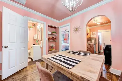 Image de Strawberry Lodge-adorable duplex in central Nw Okc