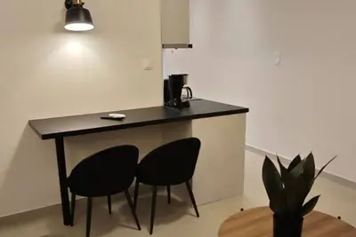 Image de Family Apartment - Be My Guest Mprosta