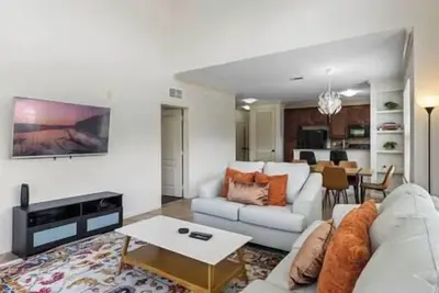 Image de 3-Bedroom Getaway Minutes from Disney! !