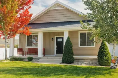 Image de Perfect Cottage. Sleeps 11, 5bd, 3br, Media/Game Room, Large Yard, Fire Pit