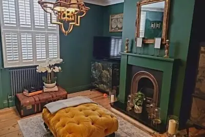 Image de The Little Green House - Cheltenham, Walk to Town