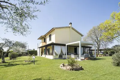 Image de Casale Fattoria Benaris With Private Pool