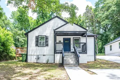 Image de Comfy 3bd\/2ba Cottage In The City of Atlanta