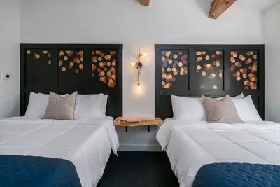 Image de Lincoln Boutique Motel -Two Queens Upper #10