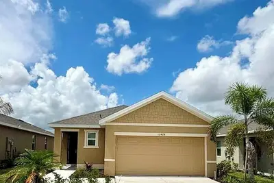Image de Charming 3-bedroom bungalow in a new fully developed community