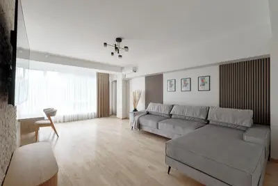Image de Ultra Central 3 Br Apartment with a view of the Cathedral Park & Triumphal Arch
