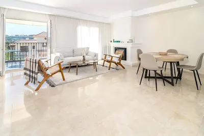 Image de Huge townhouse in Aloha Pueblo