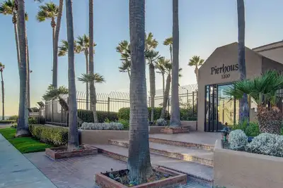 Image de Newly Renovated Beach Condo with Ocean Views!