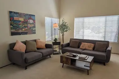 Image de Vacation home just 19 minutes from San Francisco Bay