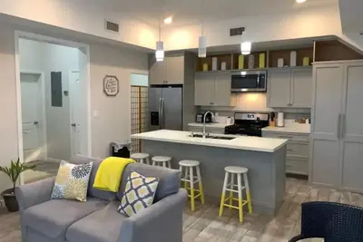 Image de Coastal 4 bed/2 bath Townhouse Near Beach