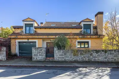 Image de Appartement 'Las Eras' avec vue sur les montagnes, piscine et jardin partagés