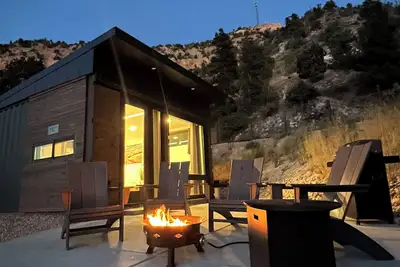 Image de Modern Cabin Near Zion & Bryce National Parks