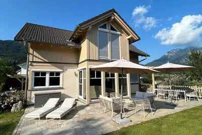 Image de Maison de campagne entre lacs et stations de ski