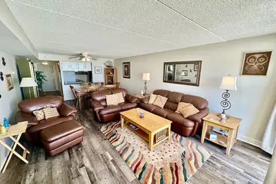 Image de Ocean Front 2 Bedroom Oasis with Private Patio