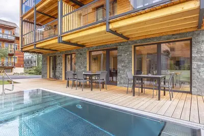 Image de Appartement spacieux avec piscine