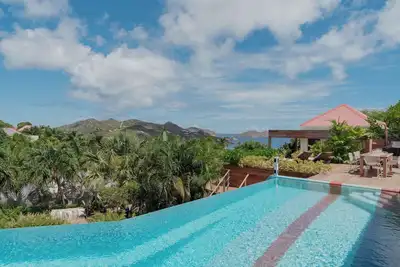 Image de La Maison Rouge in St Jean by Personal Villas - Lovely Serene Getaway