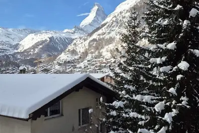 Image de Modern 2-bedroom family apartment near ski lift, sleeps 4, Matterhorn views