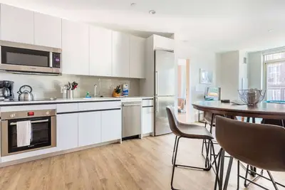 Image de Exclusive 2br Apt Downtown Seaport