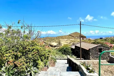 Image de Maison rurale avec loft barbecue et belles vues