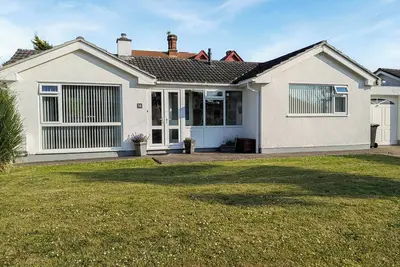 2 bedroom accommodation in Bude