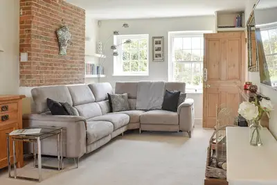 Image de 3 chambres Ă coucher Ă Ewhurst Green, near Robertsbridge