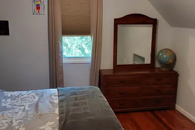 Image de Charming 4-bedroom house with Ac and WiFi  30 minute drive to New York City