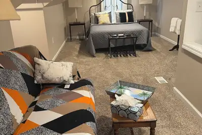 Image de Charming cottage with 1 bdrm 1 bath for 30-day stay