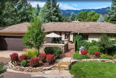 Image de Beautiful Broadmoor Oasis close to all the best Colorado has to offer