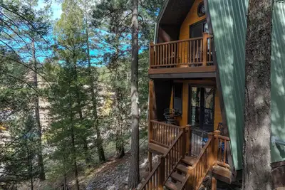 Image de \"Birds of a Feather\" 2\/2 Mountain Chalet, 2 miles to Cloudcroft, Pet Friendly