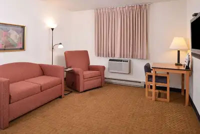 Image de Home-Like Room Near Downtown Iowa – Perfect for One-Night Business Stays
