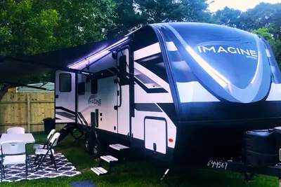 Image de Au Party On The Plains Rv \\Private Campsite\\Gameday