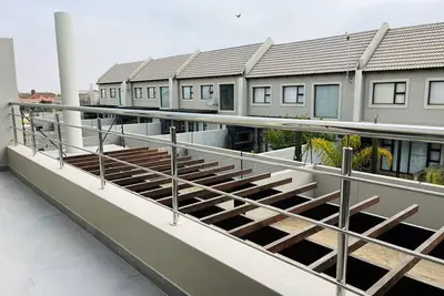 This property is no longer available on this platform. Please do not book.