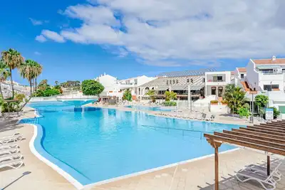 Image de Agréable appartement pour 4 personnes avec Wifi, piscine, Tv et terrasse