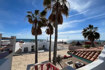 Image de Kokopelli: A Colorful, Cozy Family Beach House!