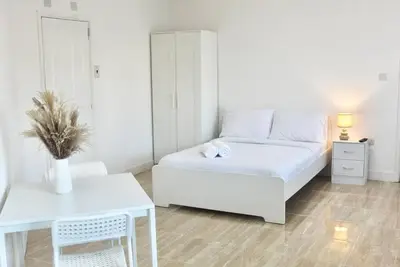 Image de Cosy studio near Nec, Bhx & Resort World\n
