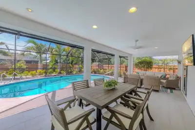 Image de Pet-Friendly 3-Bed Home with Pool, Walk to Bonita Beach