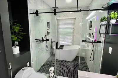 Image de Charming 2br/2ba 10min Dt/Airport by LSP_Homes